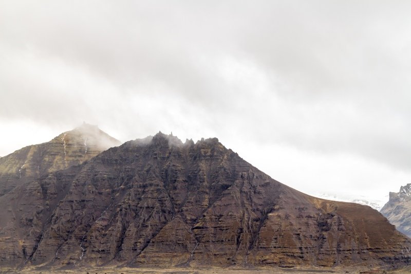 Formidable mountain between Skaftafellsjökull glacier and Svínafellsjökull glacier