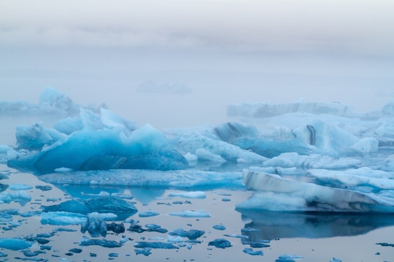 View of Jökulsárlón Lagoon, full of icebergs from the Breiðamerkurjökull glacier, fog, mood and (somewhere) Anna, Wayne and Kerrie