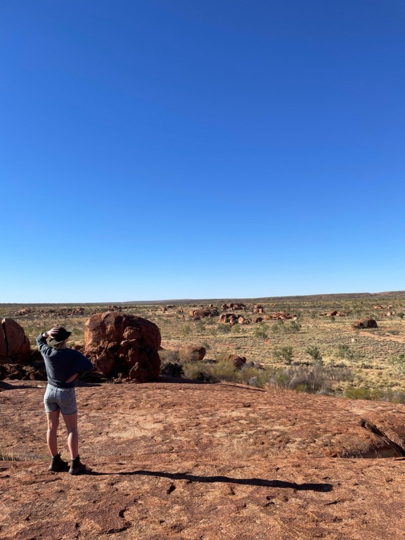 Afternoon walk at Karlu Karlu