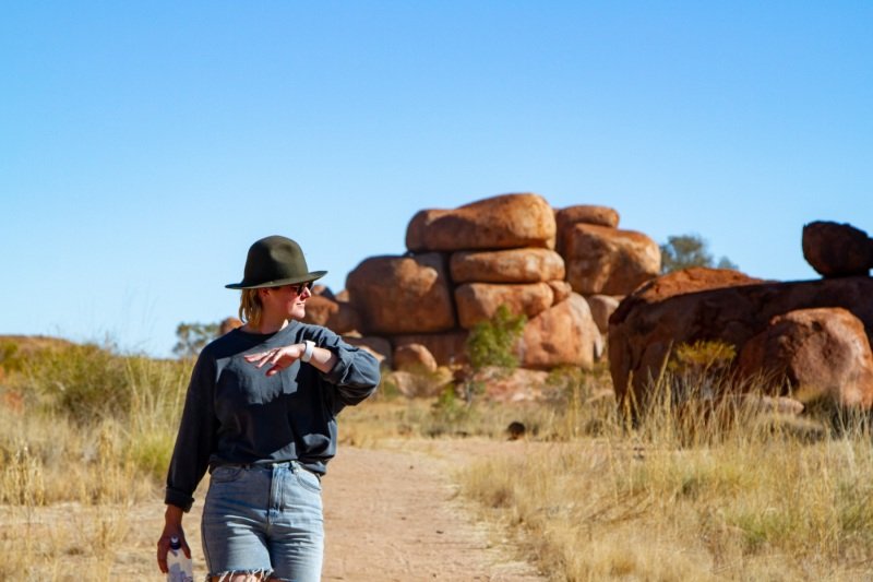 Afternoon walk at Karlu Karlu