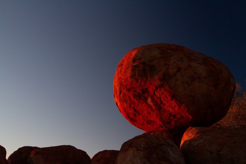 Karlu Karlu at sunrise