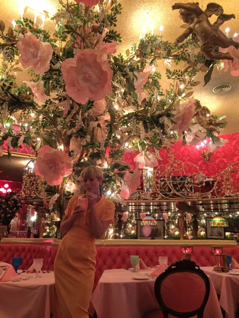 Extra af dining  hall