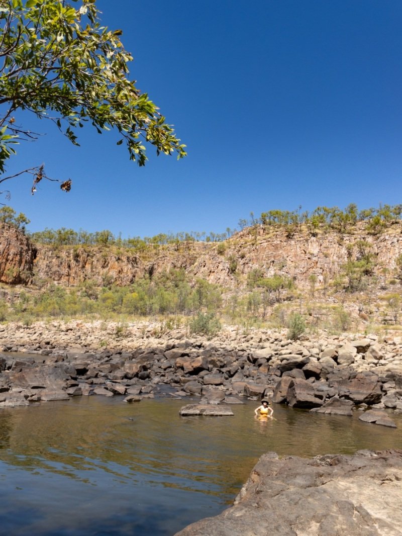 Nitmiluk Boat Cruise, swimming/lounging