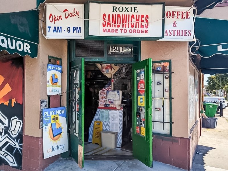 Roxie Food Centre